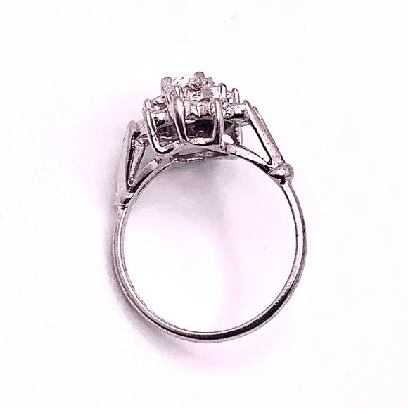 Vintage silver-plated Uncas Art Deco Ring, size 8 - Picture 7 of 10